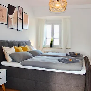 Apartment Penthouse - Zentral, Geraeumig, Kueche, Waschmaschine, Netflix